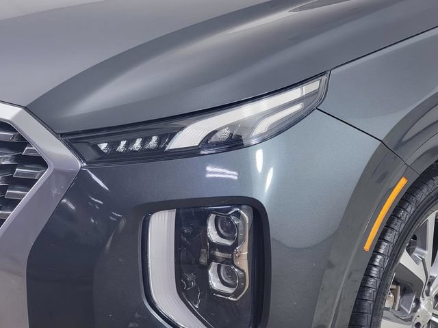 Used 2022 Hyundai Palisade Limited w/ Winter Package AWD/4WD image 9