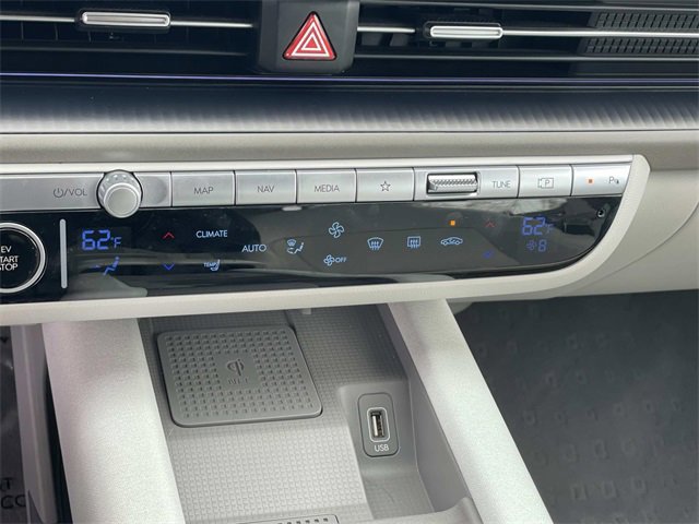 Used 2023 Hyundai Ioniq 6 SEL image 16