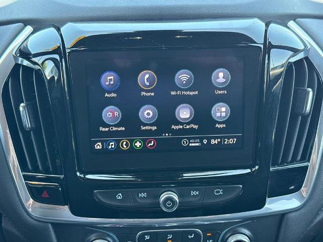 Used 2022 Chevrolet Traverse LT FWD image 15