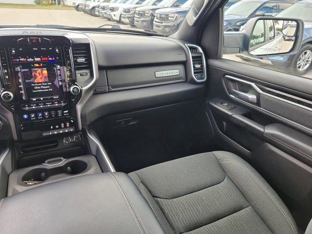 Used 2021 RAM 1500 Big Horn AWD/4WD image 23