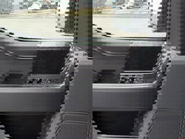 Certified 2022 Ford F150 XLT w/ Equipment Group 302A High image 21