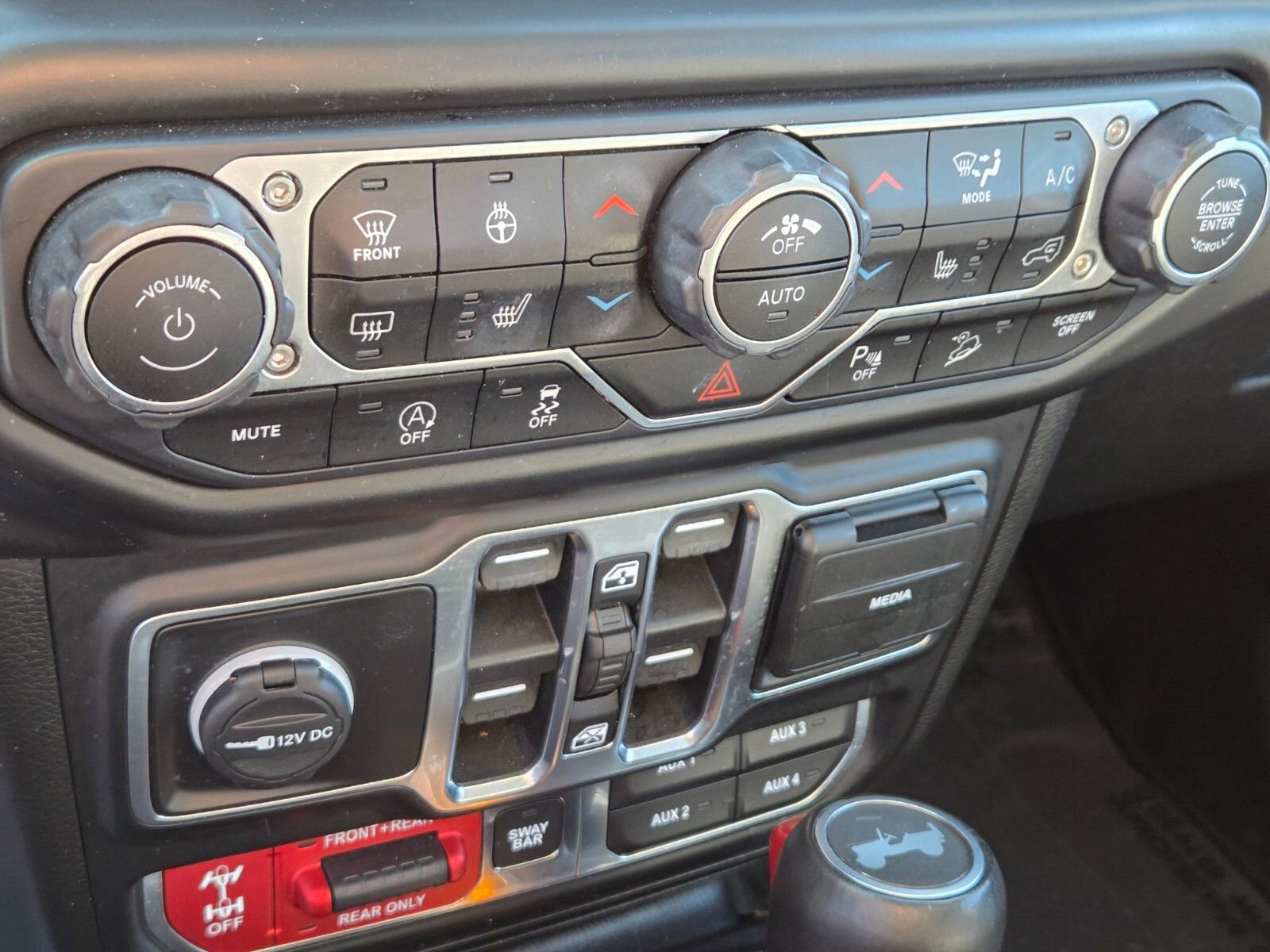 Used 2020 Jeep Wrangler Unlimited Rubicon w/ Quick Order Package 28Y Recon image 22