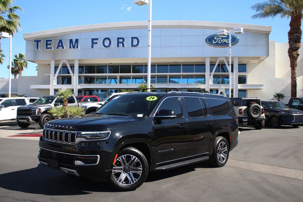 Used 2024 Jeep Wagoneer L Series II image 2