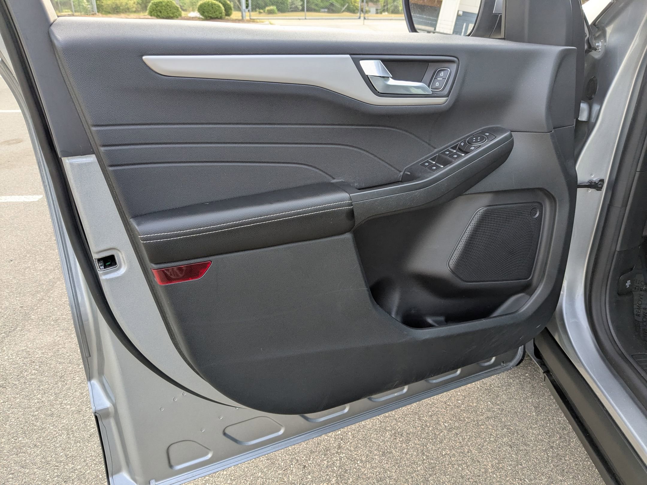 Certified 2022 Ford Escape SEL image 12