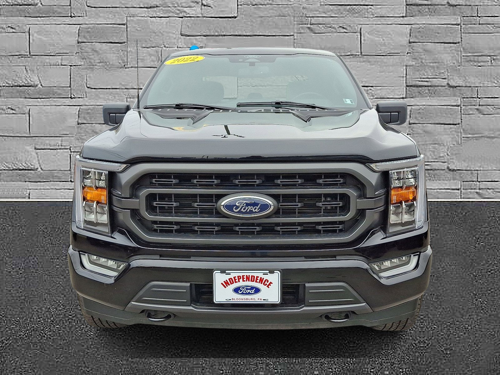 Certified 2022 Ford F150 XLT w/ Equipment Group 302A High image 3