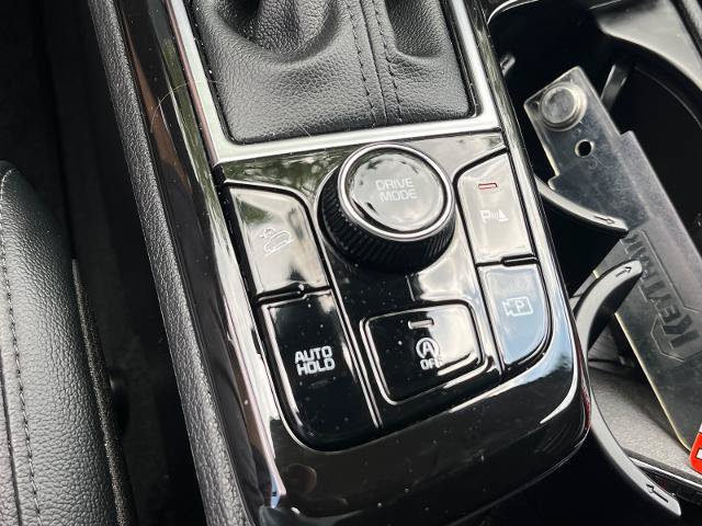 Used 2023 Kia Sportage SX FWD image 15