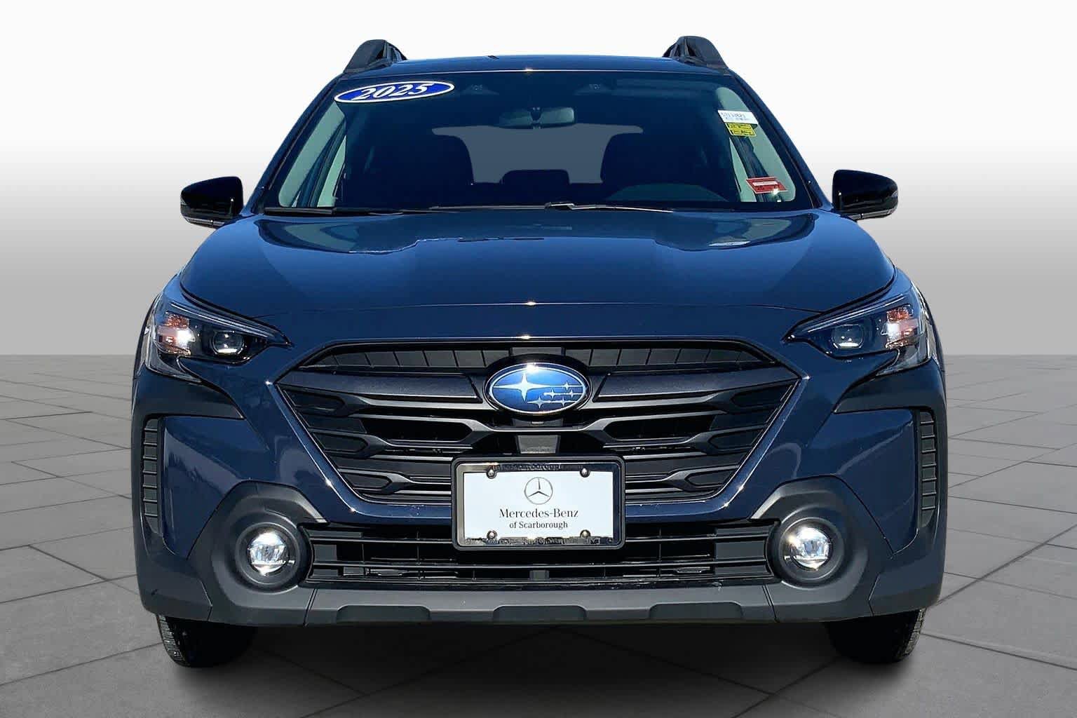 Used 2025 Subaru Outback Premium AWD/4WD image 4