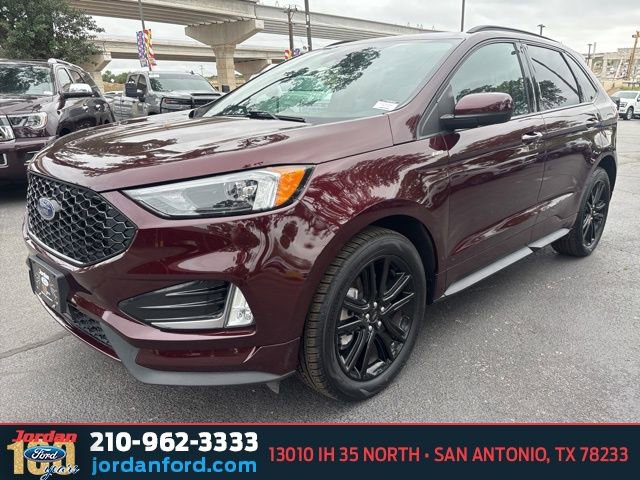 Certified 2023 Ford Edge ST-Line AWD/4WD image 3