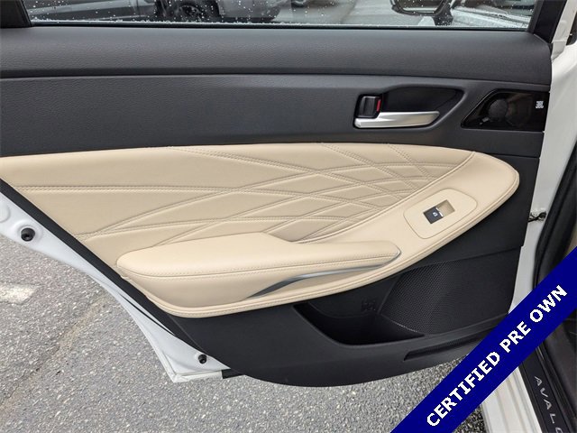 Used 2019 Toyota Avalon Limited w/ Advanced Safety Package image 36