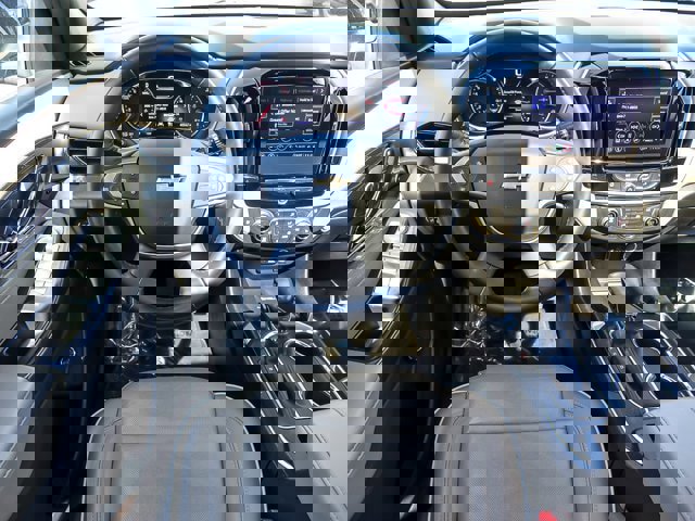 Used 2022 Chevrolet Traverse Premier image 16