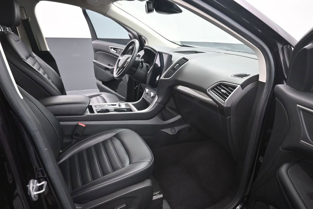 Certified 2023 Ford Edge SEL w/ Convenience Package AWD/4WD image 16