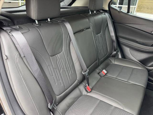 Used 2024 Buick Encore GX Avenir image 9