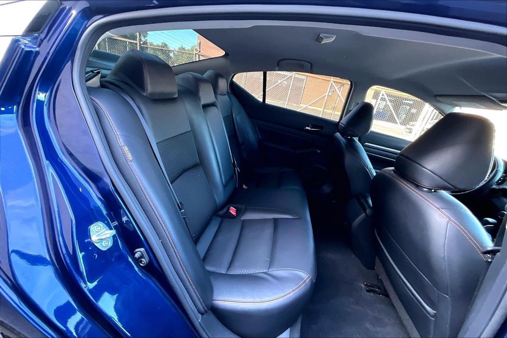 Used 2023 Nissan Altima 2.5 SR FWD image 25