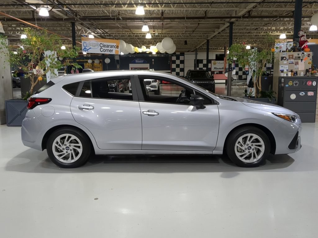 Used 2025 Subaru Impreza 2.0i AWD/4WD image 5