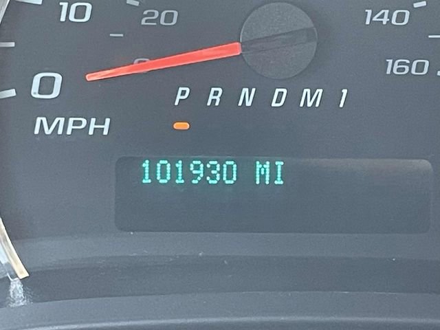 Used 2021 Chevrolet Express 2500 w/ Driver Convenience Package RWD image 26