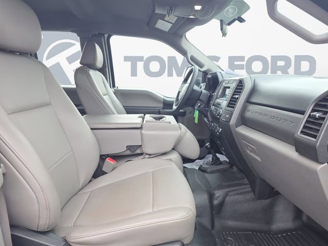 Certified 2018 Ford F350 XL w/ Power Equipment Group image 16