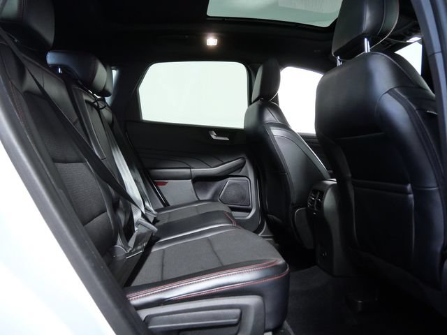 Certified 2023 Ford Escape ST-Line w/ Tech Pack #1 AWD/4WD image 13