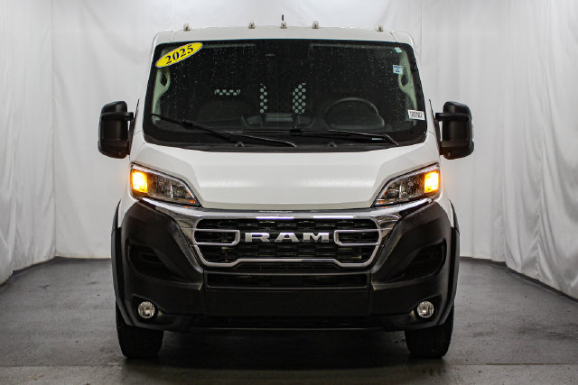 Used 2025 RAM ProMaster 2500 FWD image 3