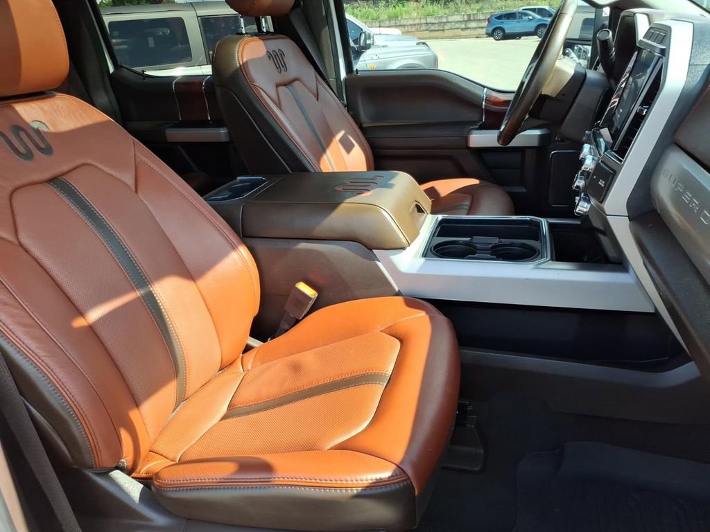 Certified 2022 Ford F250 King Ranch w/ King Ranch Ultimate Package AWD/4WD image 5