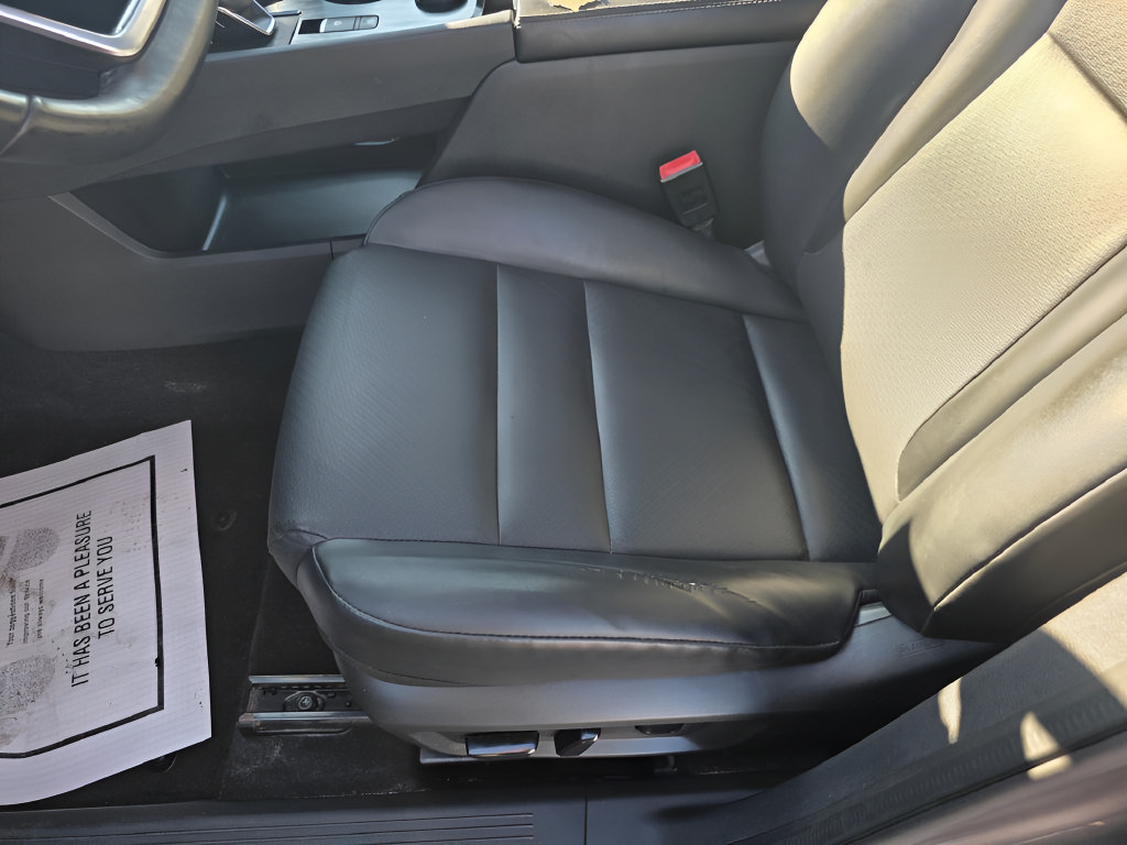 Used 2022 Nissan Rogue SV w/ SV Premium Package AWD/4WD image 15