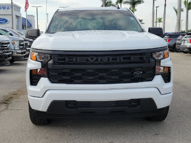 Used 2026 Chevrolet Silverado 1500 Custom RWD image 2