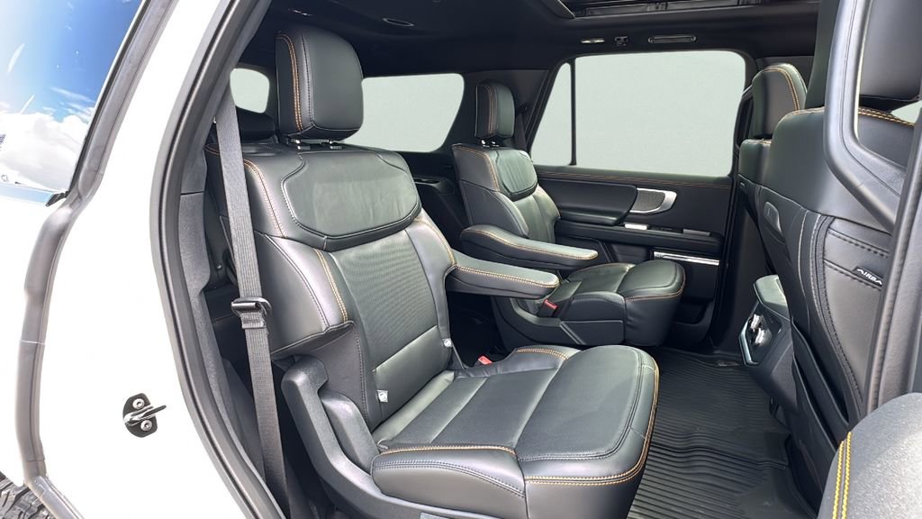 Certified 2025 Ford Expedition Tremor image 23