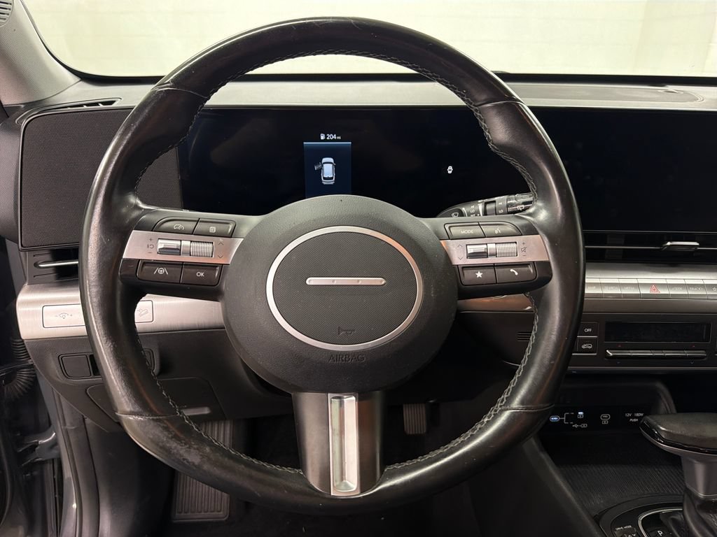 Used 2025 Hyundai Kona SEL FWD image 18