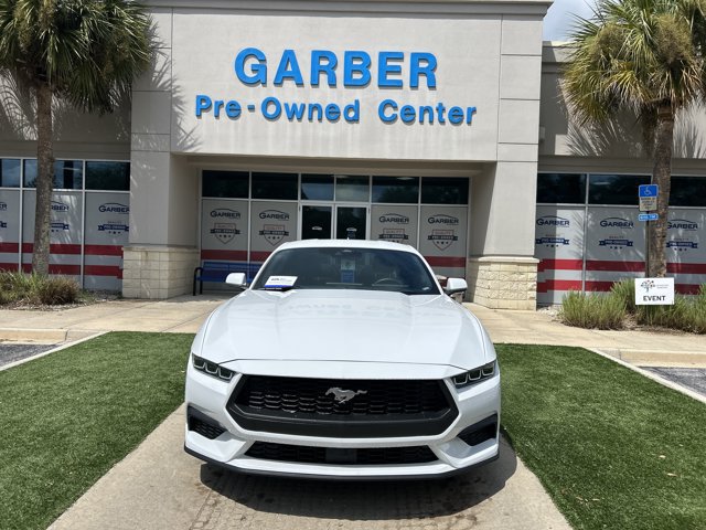 Certified 2024 Ford Mustang Coupe RWD image 3