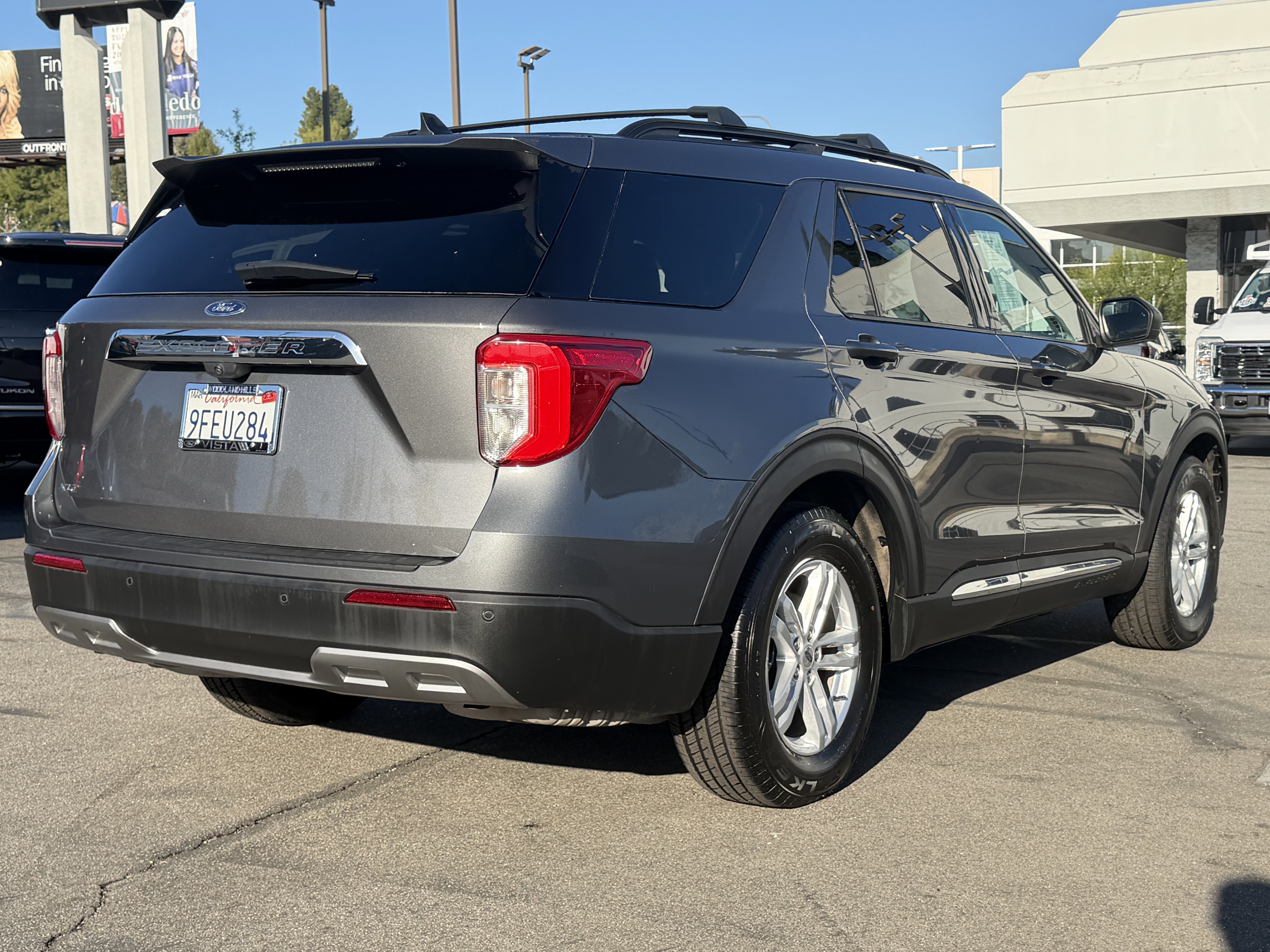 Certified 2023 Ford Explorer XLT w/ Equipment Group 202A RWD image 5