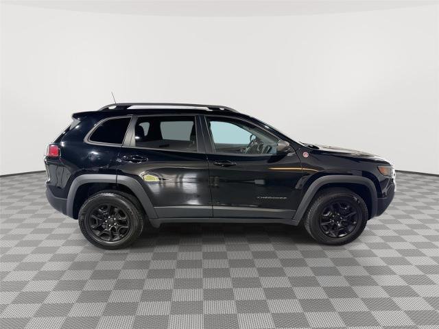 Used 2019 Jeep Cherokee Trailhawk AWD/4WD image 6