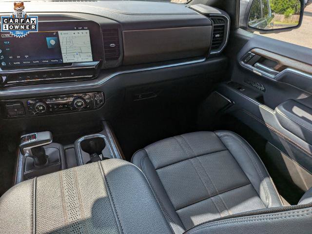 Used 2024 Chevrolet Silverado 1500 High Country w/ High Country Premium Package AWD/4WD image 17