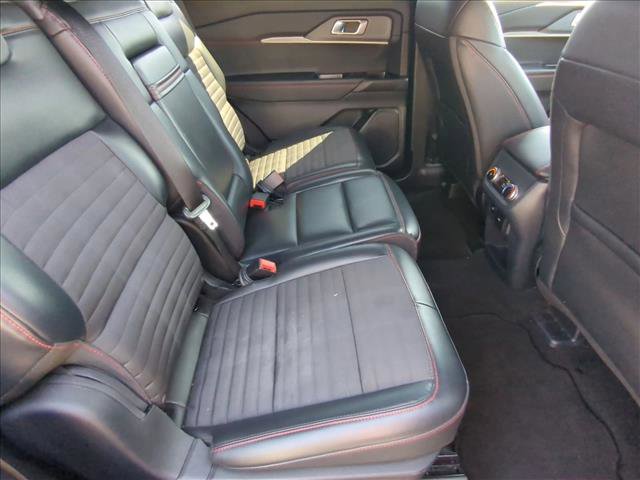 Certified 2025 Ford Explorer ST-Line w/ ST-Line Street Pack image 19