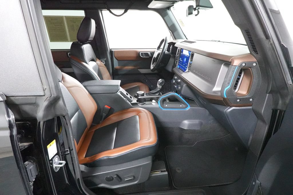 Certified 2023 Ford Bronco Outer Banks w/ Sasquatch Package AWD/4WD image 33