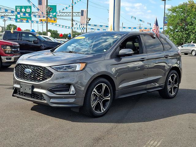 Certified 2022 Ford Edge ST w/ Equipment Group 401A AWD/4WD image 3