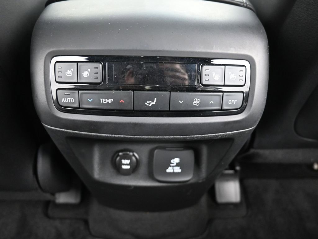 Used 2023 Hyundai Palisade Calligraphy image 16