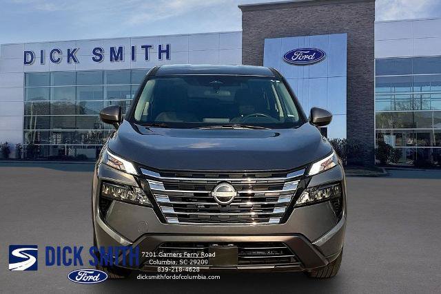 Used 2025 Nissan Rogue SV FWD image 2