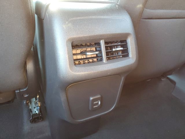 Used 2023 Chevrolet Equinox LT image 12