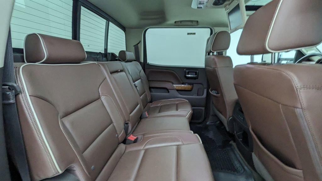 Used 2017 Chevrolet Silverado 3500 High Country image 38