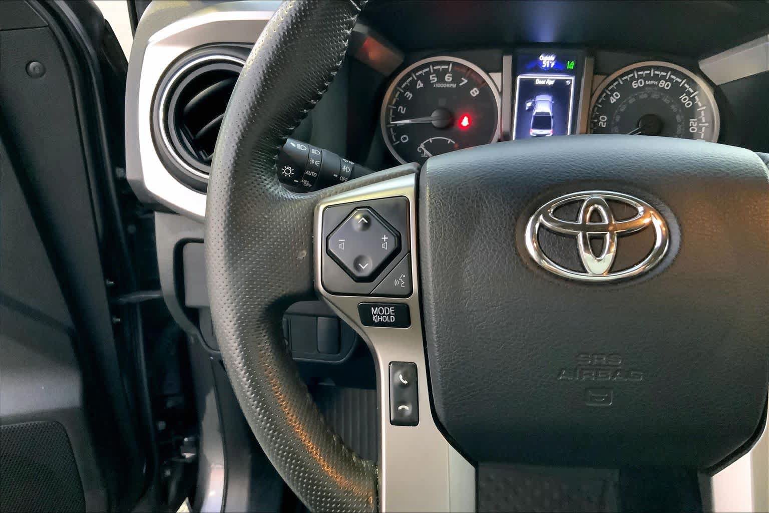 Used 2023 Toyota Tacoma SR5 AWD/4WD image 21