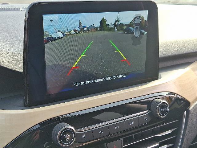 Certified 2022 Ford Escape Titanium w/ Titanium Elite Package image 18