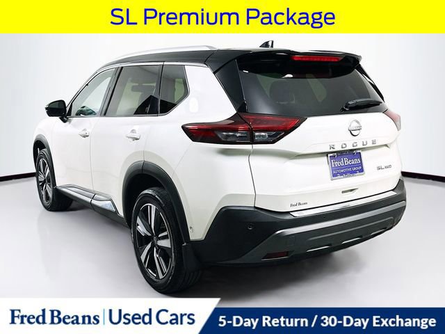 Used 2023 Nissan Rogue SL w/ SL Premium Package image 3