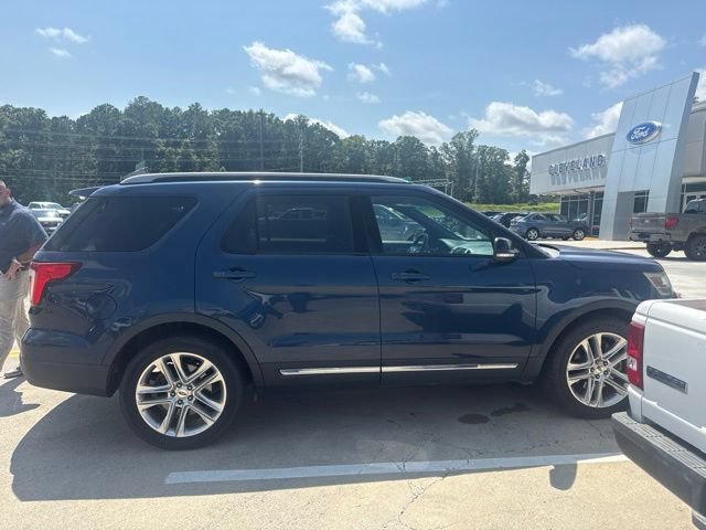 Certified 2017 Ford Explorer XLT w/ Equipment Group 202A FWD image 6