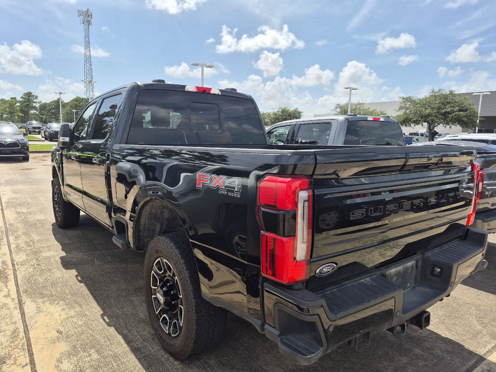 Certified 2025 Ford F250 Platinum AWD/4WD image 4