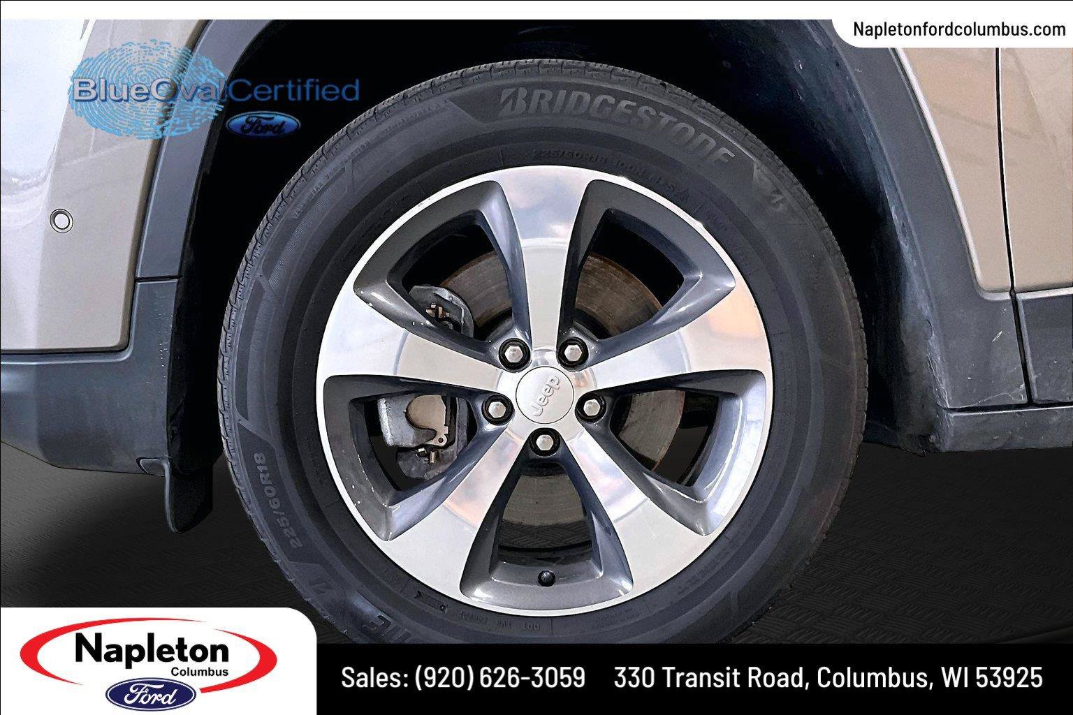 Used 2019 Jeep Cherokee Limited w/ Luxury Group AWD/4WD image 10