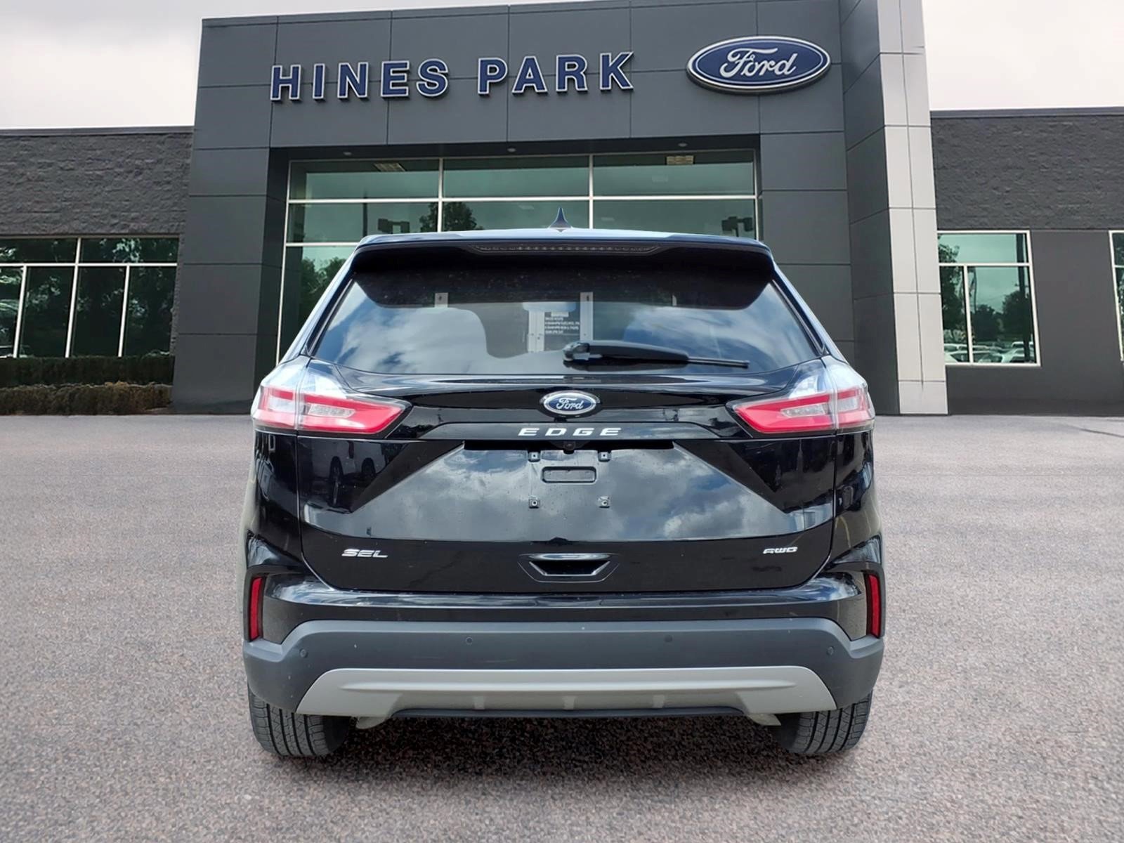 Certified 2023 Ford Edge SEL w/ Convenience Package image 4