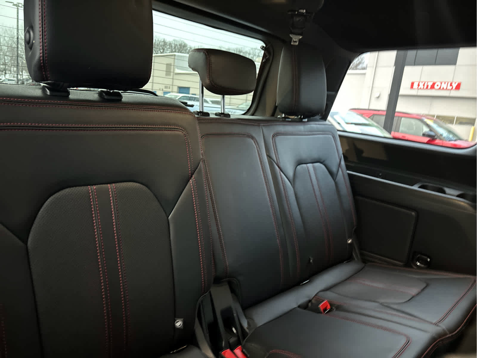 Certified 2023 Ford Expedition Limited image 35