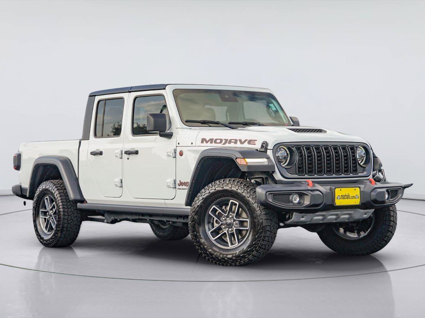 Used 2025 Jeep Gladiator Mojave w/ Convenience Group
