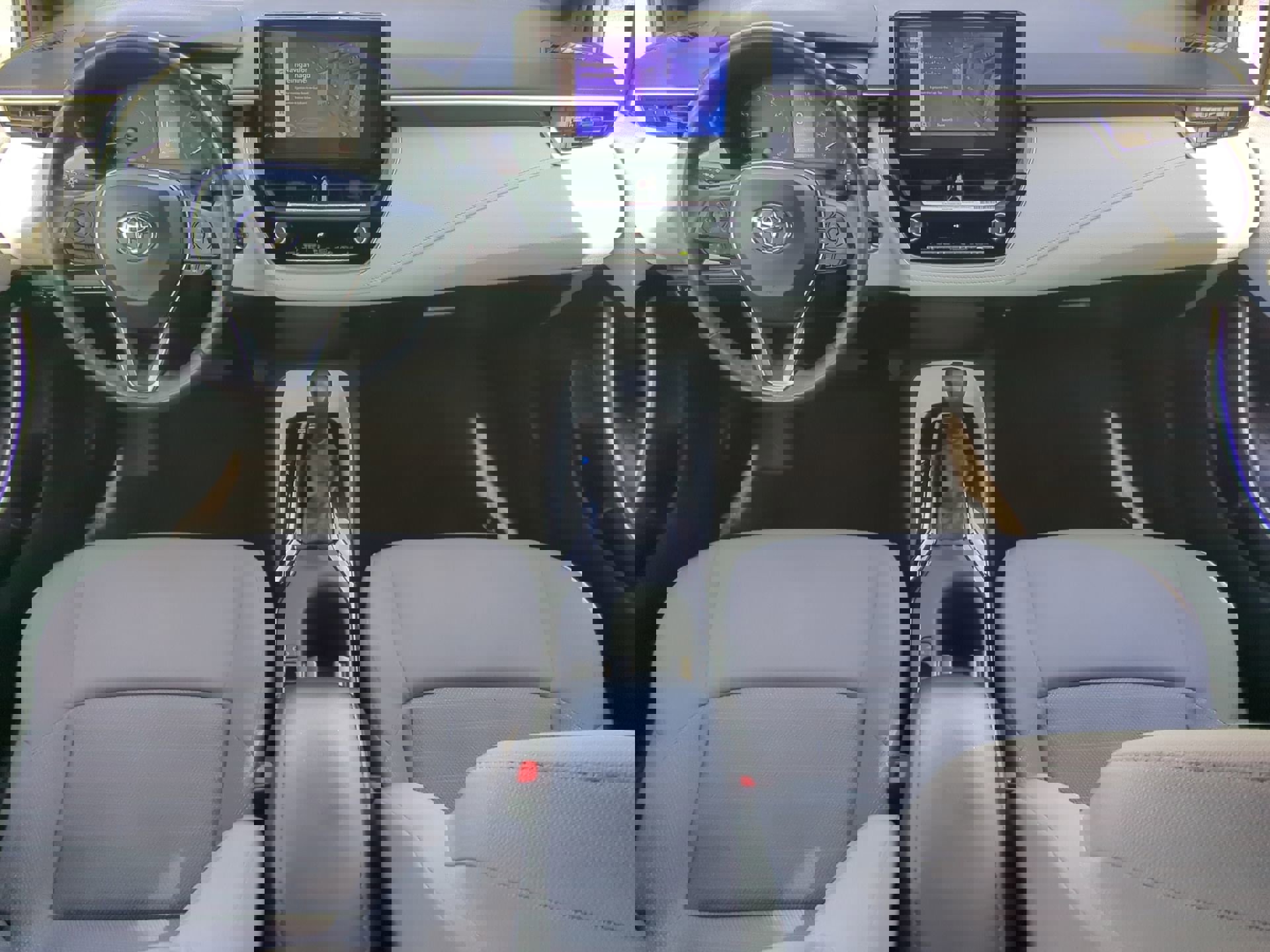 Used 2024 Toyota Corolla SE image 14