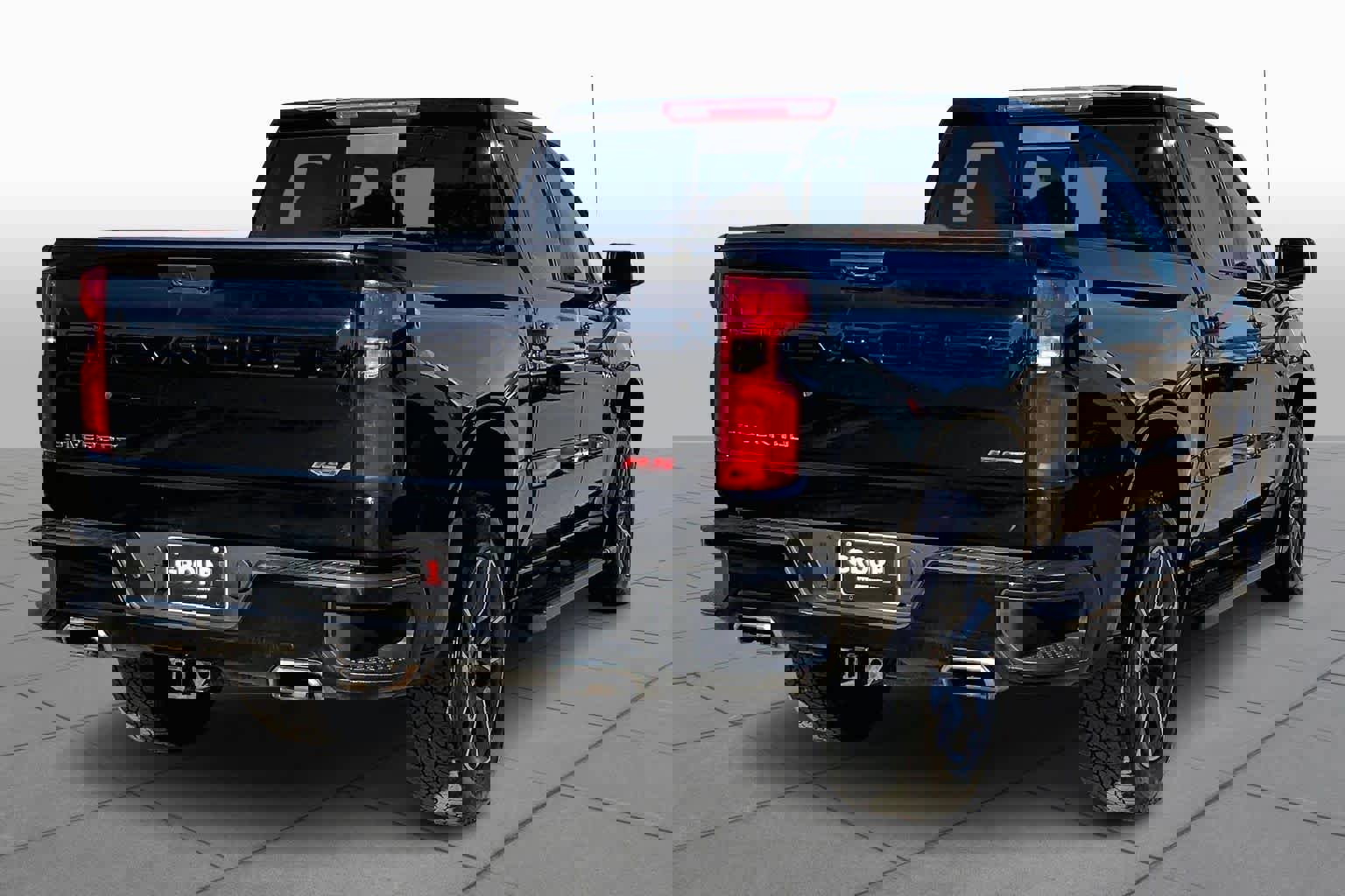 Used 2023 Chevrolet Silverado 1500 RST w/ Convenience Package II image 3