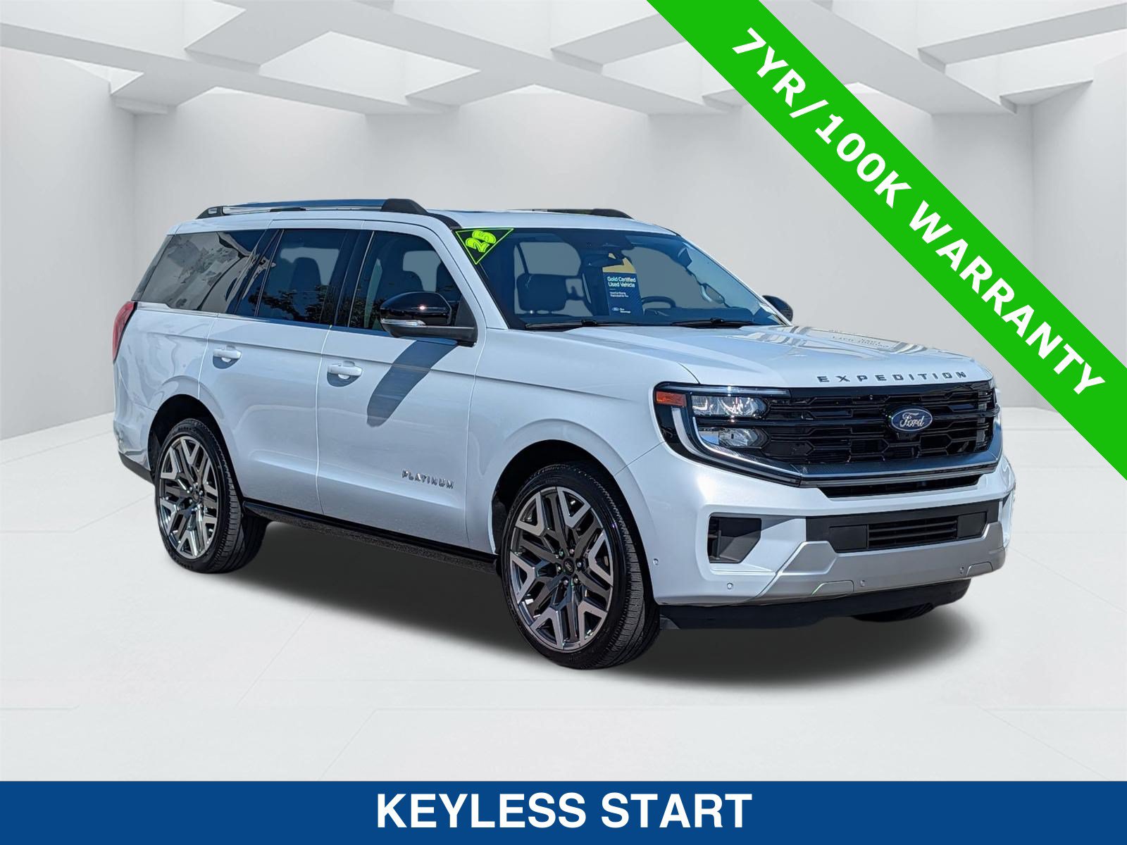Certified 2025 Ford Expedition Platinum w/ Platinum Ultimate Package AWD/4WD image 3